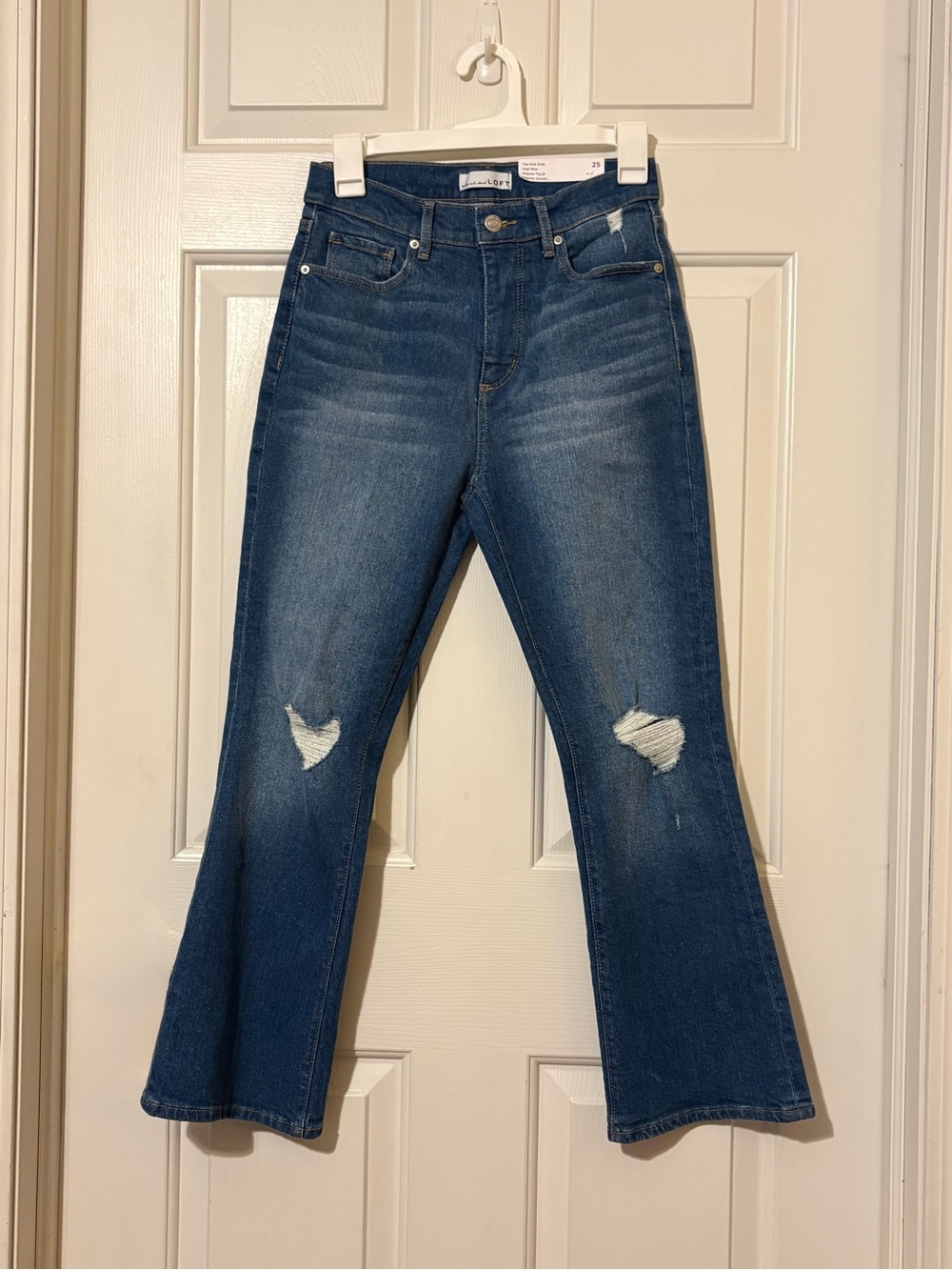 Ann Taylor Loft "The Kick Crop" High Rise Boot Cut Distressed Jeans Size 25/0
